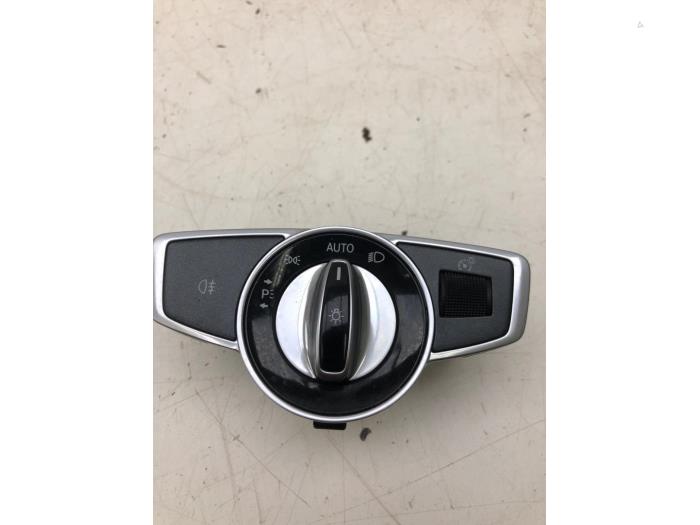 Ljusbrytare från en Mercedes-Benz GLC (X253) 2.2 250d 16V BlueTEC 4-Matic 2016