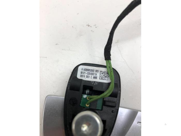 Spakar, vipparm från en Mercedes-Benz GLC (X253) 2.2 250d 16V BlueTEC 4-Matic 2016