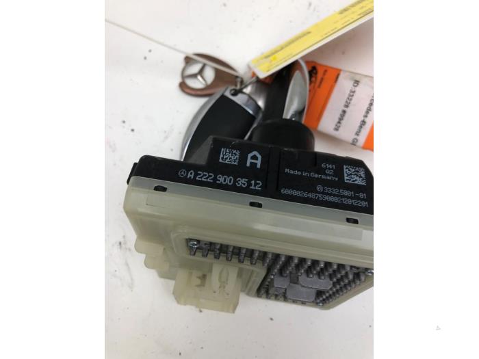 Tändningslås + nyckel från en Mercedes-Benz GLC (X253) 2.2 250d 16V BlueTEC 4-Matic 2016