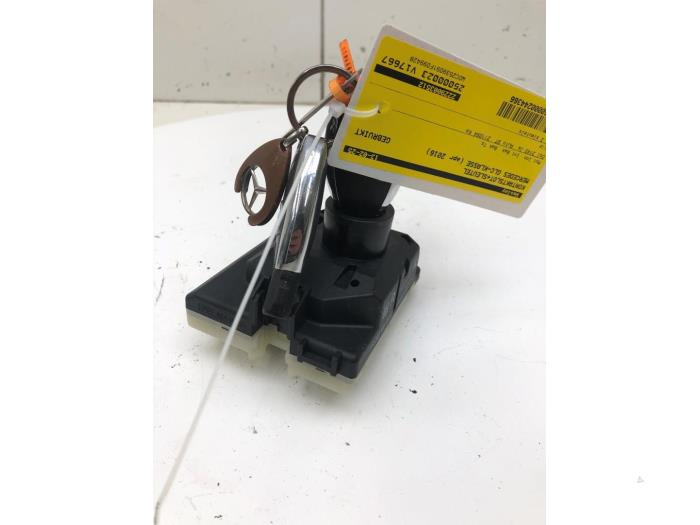 Tändningslås + nyckel från en Mercedes-Benz GLC (X253) 2.2 250d 16V BlueTEC 4-Matic 2016