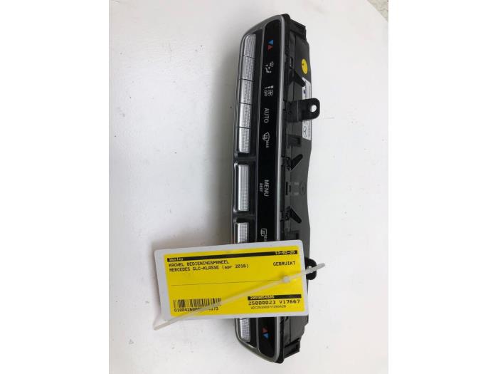 Värmekontrollpanel från en Mercedes-Benz GLC (X253) 2.2 250d 16V BlueTEC 4-Matic 2016