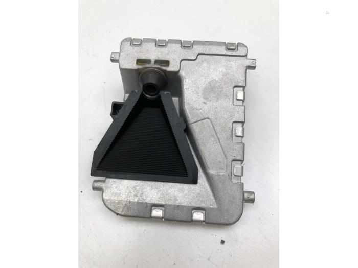 Framåtriktad kamera från en Mercedes-Benz GLC (X253) 2.2 250d 16V BlueTEC 4-Matic 2016