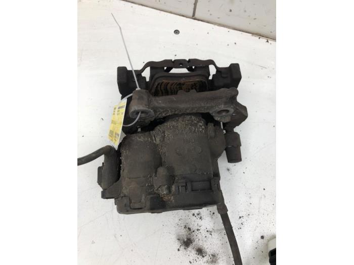 Bakre bromsok, vänster från en Mercedes-Benz GLC (X253) 2.2 250d 16V BlueTEC 4-Matic 2016