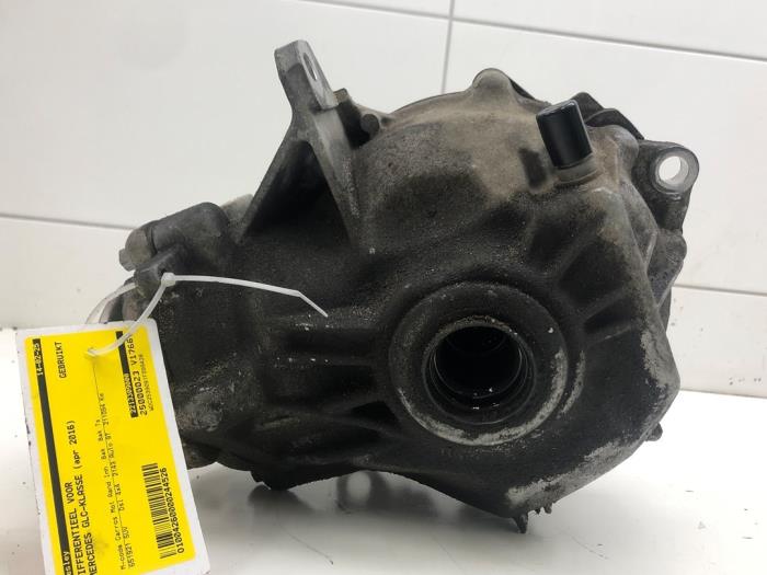 Främre differential från en Mercedes-Benz GLC (X253) 2.2 250d 16V BlueTEC 4-Matic 2016