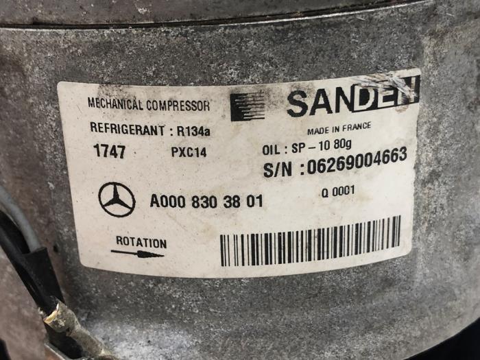 Luftkonditioneringspump från en Mercedes-Benz GLC (X253) 2.2 250d 16V BlueTEC 4-Matic 2016