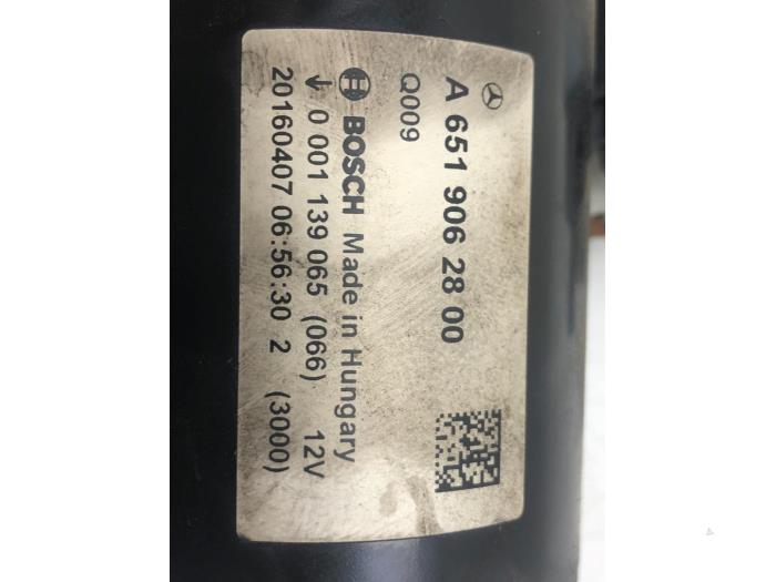 Startmotor från en Mercedes-Benz GLC (X253) 2.2 250d 16V BlueTEC 4-Matic 2016