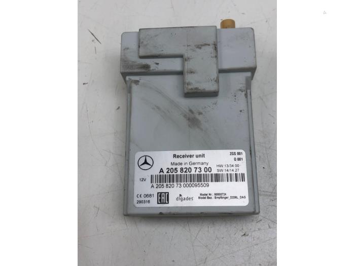 Modul (diverse) från en Mercedes-Benz GLC (X253) 2.2 250d 16V BlueTEC 4-Matic 2016