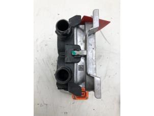 Begagnade Värmare Opel Astra L (F3/FB/FM/FP) 1.6 Plug-in Hybrid Turbo 16V Pris € 249,00 Marginaltabell erbjuds av Autobedrijf G.H. Wessel B.V.