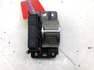 Begagnade Lägesbrytare, automatisk växellåda Opel Astra L (F3/FB/FM/FP) 1.6 Plug-in Hybrid Turbo 16V Pris € 59,00 Marginaltabell erbjuds av Autobedrijf G.H. Wessel B.V.