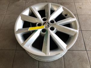 Begagnade Hjul Skoda Rapid Spaceback 1.6 TDI 16V Pris € 59,00 Marginaltabell erbjuds av Autobedrijf G.H. Wessel B.V.