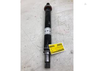 Begagnade Drivaxel, höger fram Mercedes A (177.0) 1.3 A-180 Turbo 16V Pris € 175,00 Marginaltabell erbjuds av Autobedrijf G.H. Wessel B.V.