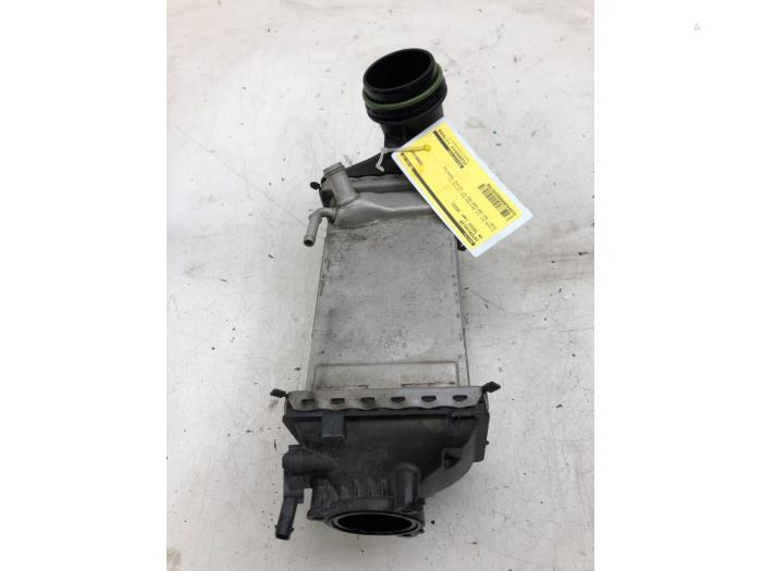 Laddluftkylare från en Volkswagen Taigo 1.0 TSI 110 12V 2022