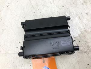 Gebruikte Computer Kachel Mercedes E (W213) E-200d 1.6 Turbo 16V Prijs € 39,00 Margeregeling aangeboden door Autobedrijf G.H. Wessel B.V.