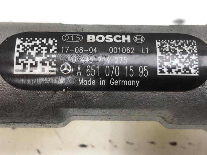 Bränsleinsprutningsmunstycke från en Mercedes-Benz GLC (X253) 2.2 250d 16V BlueTEC 4-Matic 2016