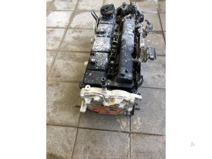 Używane Glowica cylindra Kia Sportage (QL) 1.6 CRDi 16V 116 Cena € 999,00 Procedura marży oferowane przez Wessel Parts & Service B.V.