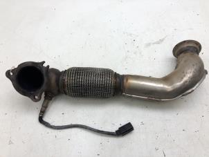 Begagnade Avgassystem, främre del Mercedes GLE (W166) 350d 3.0 V6 24V BlueTEC 4-Matic Pris € 69,00 Marginaltabell erbjuds av Autobedrijf G.H. Wessel B.V.