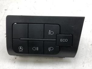 Begagnade Ljusbrytare Fiat Ducato (250) 2.2 D 140 Multijet 3 Pris € 79,00 Marginaltabell erbjuds av Autobedrijf G.H. Wessel B.V.