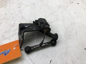 Gebruikte Sensor Stabilisatie Regel Mercedes V (447.8) 2.0 300d 16V Prijs € 29,00 Margeregeling aangeboden door Autobedrijf G.H. Wessel B.V.