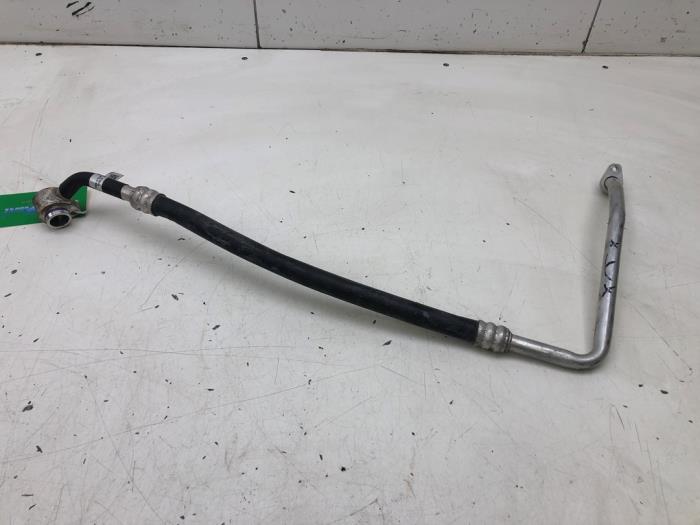 Luftkonditioneringsledning från en Audi A6 Avant (C8) 3.0 V6 24V 55 TFSI Mild Hybrid Quattro 2022