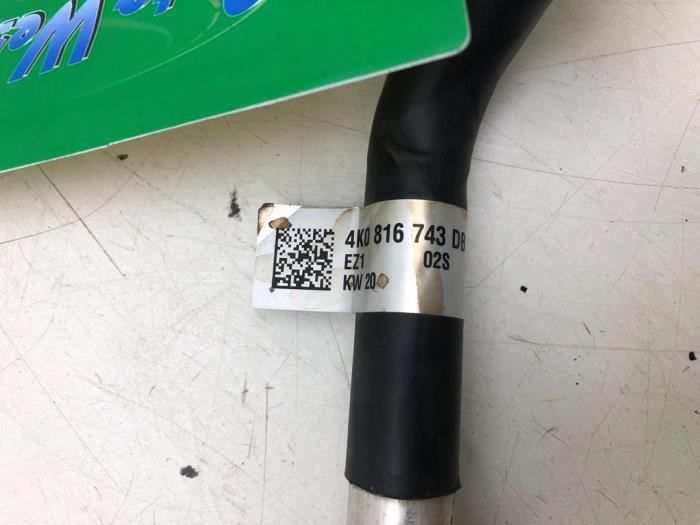 Luftkonditioneringsledning från en Audi A6 Avant (C8) 3.0 V6 24V 55 TFSI Mild Hybrid Quattro 2022