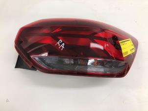 Begagnade Baklykta, höger Dacia Sandero III 1.0 TCe 90 12V Pris € 175,00 Marginaltabell erbjuds av Autobedrijf G.H. Wessel B.V.