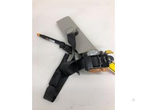 Begagnade Bältessträckare, vänster Opel Mokka/Mokka X 1.4 Turbo 16V 4x2 Pris € 199,00 Marginaltabell erbjuds av Autobedrijf G.H. Wessel B.V.