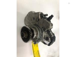 Gebruikte Dieselpomp Mercedes R (W251) Prijs € 149,00 Margeregeling aangeboden door Autobedrijf G.H. Wessel B.V.