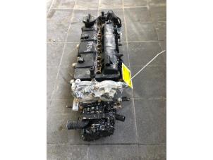 Używane Glowica cylindra Kia Sportage (QL) 1.6 CRDi 16V 116 Cena € 999,00 Procedura marży oferowane przez Wessel Parts & Service B.V.
