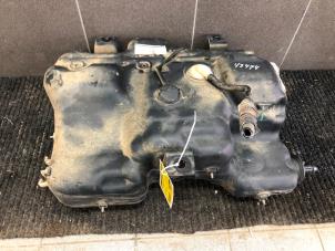 Używane Zbiornik AdBlue Opel Movano 2.3 CDTi 16V FWD Cena € 399,00 Procedura marży oferowane przez Autobedrijf G.H. Wessel B.V.