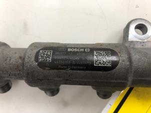 Begagnade Bränsleinsprutningsmunstycke Fiat Ducato (250) 2.2 D 140 Multijet 3 Pris € 149,00 Marginaltabell erbjuds av Autobedrijf G.H. Wessel B.V.