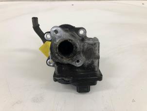 Gebruikte EGR Klep Renault Master III (EV/HV/UV/VA/VB/VD/VF/VG/VJ) 2.3 Energy dCi 180 Twin Turbo 16V FWD Prijs € 59,00 Margeregeling aangeboden door Autobedrijf G.H. Wessel B.V.