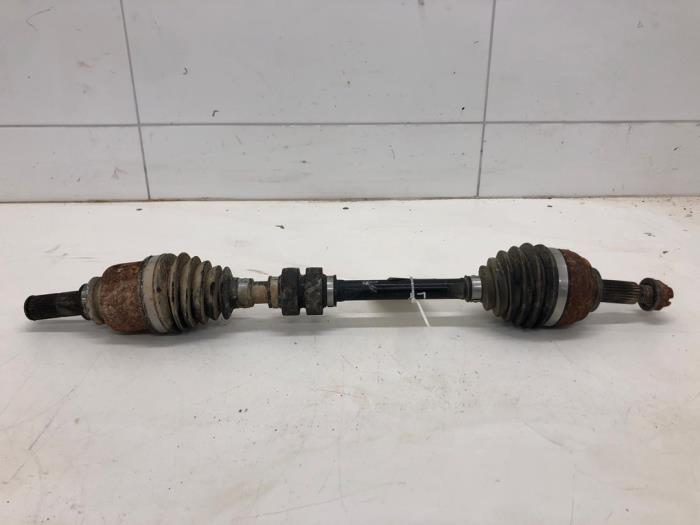 Cardanas links-voor (VWA) van een Nissan Micra (K14) 1.0 IG-T 100 2019