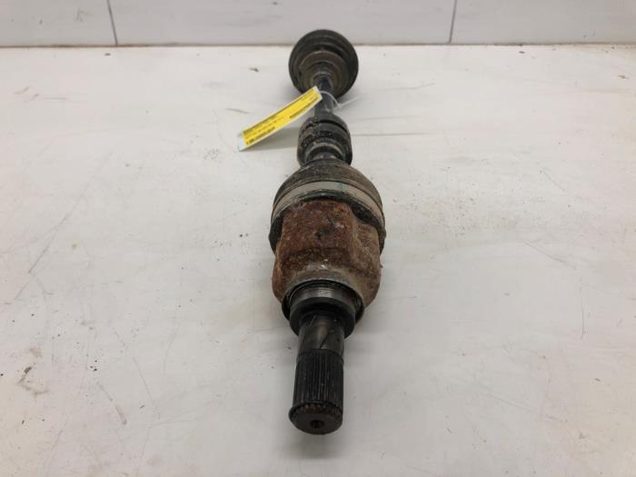 Cardanas links-voor (VWA) van een Nissan Micra (K14) 1.0 IG-T 100 2019