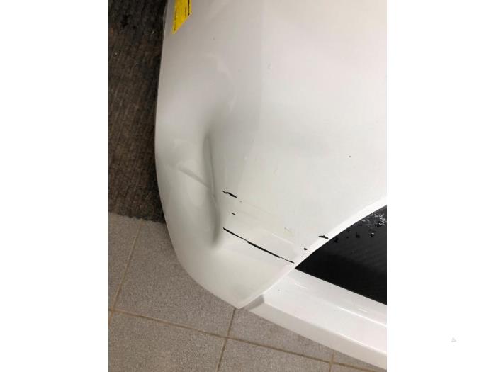 Bakre stötfångare från en Nissan Micra (K14) 1.0 IG-T 100 2019