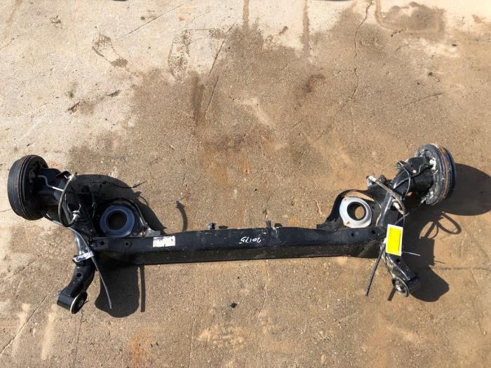 Bakre drivaxel från en Nissan Micra (K14) 1.0 IG-T 100 2019