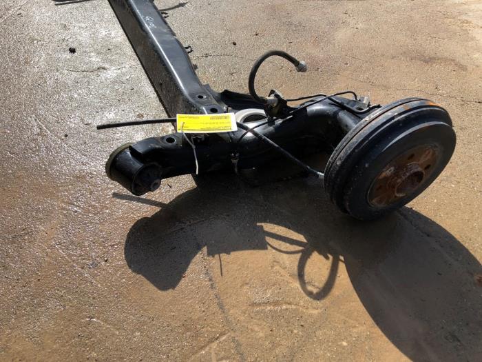 Bakre drivaxel från en Nissan Micra (K14) 1.0 IG-T 100 2019