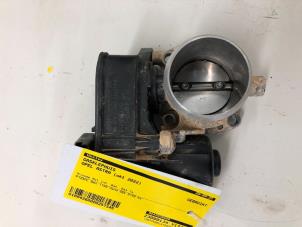 Gebruikte Gasklephuis Opel Astra L (F3/FB/FM/FP) 1.2 Turbo 110 12V Prijs € 79,00 Margeregeling aangeboden door Autobedrijf G.H. Wessel B.V.