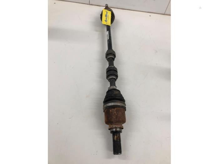 Drivaxel, höger fram från en Nissan Micra (K14) 1.0 IG-T 100 2019