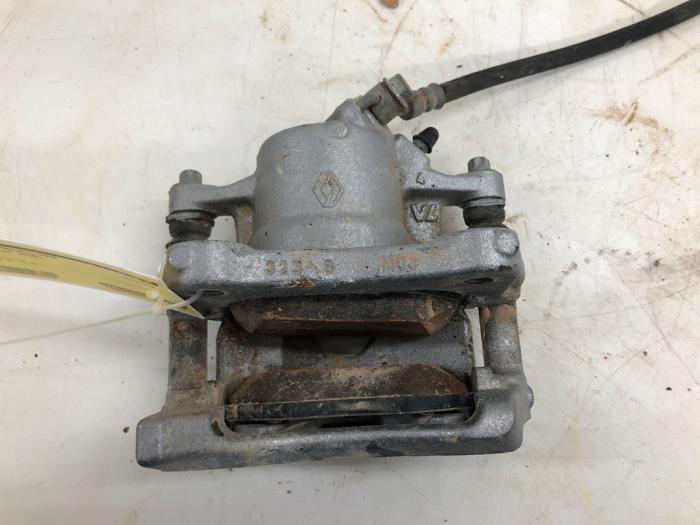 Främre bromsok, höger från en Nissan Micra (K14) 1.0 IG-T 100 2019