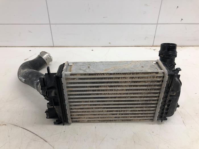 Laddluftkylare från en Nissan Micra (K14) 1.0 IG-T 100 2019