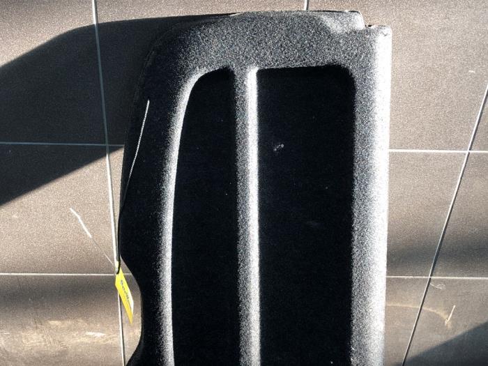 Hatthylla från en Nissan Micra (K14) 1.0 IG-T 100 2019