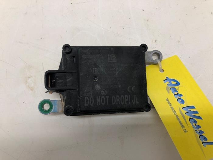 Radarsensor från en Nissan Micra (K14) 1.0 IG-T 100 2019