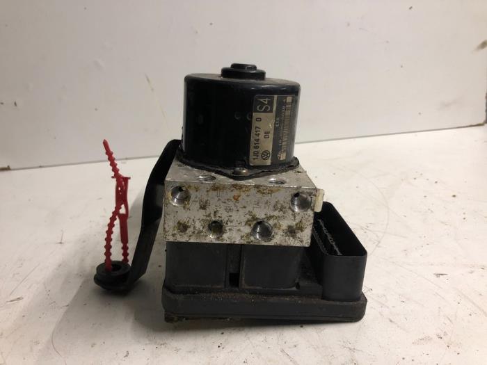 ABS Pomp van een Seat Leon (1M1) 1.9 TDI 110 2003