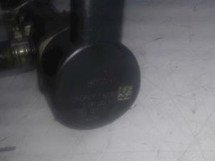 Gebruikte Injectiehuis Opel Corsa D Prijs € 89,00 Margeregeling aangeboden door Wessel Parts & Service B.V.