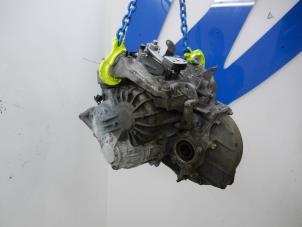 Begagnade Växellåda Opel Astra J GTC (PD2/PF2) 1.7 CDTi 16V ecoFLEX 110 Pris på förfrågan erbjuds av Autobedrijf G.H. Wessel B.V.