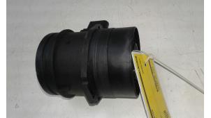 Gebruikte Luchthoeveelheidsmeter BMW 1 serie (E82) 120d 16V Prijs € 59,00 Margeregeling aangeboden door Autobedrijf G.H. Wessel B.V.