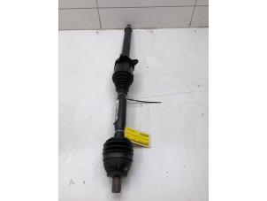 Begagnade Drivaxel, höger fram Mercedes A (W169) 2.0 A-180 CDI 16V Pris € 59,00 Marginaltabell erbjuds av Autobedrijf G.H. Wessel B.V.