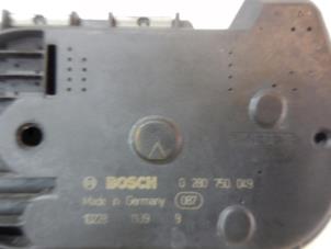 Gebruikte Gasklephuis Volkswagen Polo III (6N2) 1.4 Prijs € 49,00 Margeregeling aangeboden door Autobedrijf G.H. Wessel B.V.