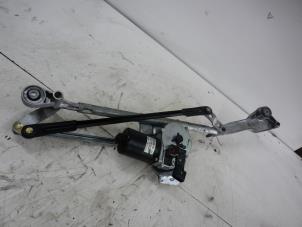 Begagnade Främre torkarmotor Mercedes R (W251) Pris € 95,00 Marginaltabell erbjuds av Wessel Parts & Service B.V.