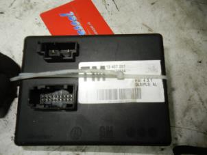 Gebruikte Relais Opel Insignia 2.0 CDTI 16V 130 Ecotec Prijs € 79,00 Margeregeling aangeboden door Autobedrijf G.H. Wessel B.V.